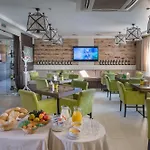 Pinia Eco-hotel 3* 오데사