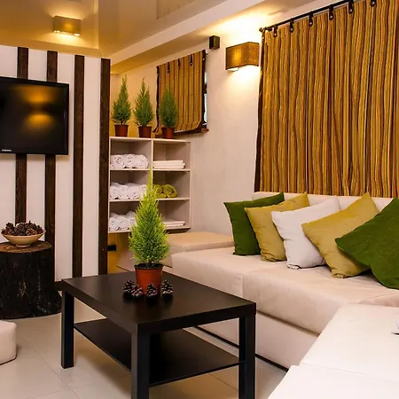 Pinia Eco-hotel Szálloda