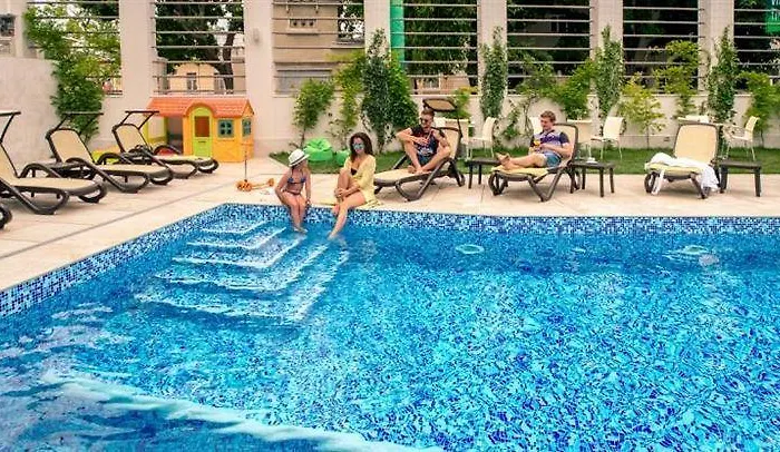 Szálloda Pinia Eco-hotel Odessza