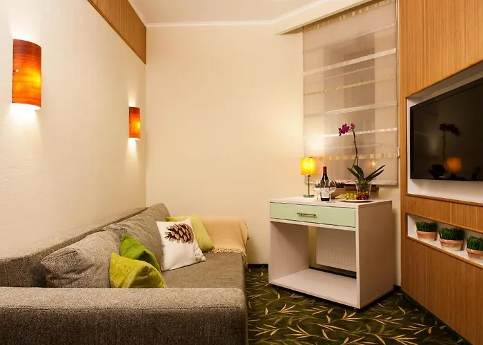 Pinia Eco-hotel Szálloda