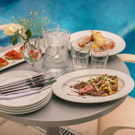 Pinia Eco-hotel
